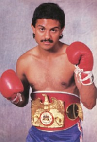 Orlando Canizales boxer