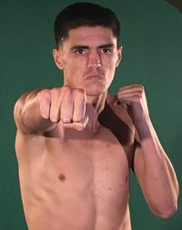 Patrick Teixeira boxer