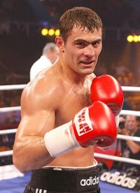 Rakhim Chakhkiev boxer