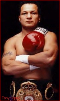 Tony Lopez boxer