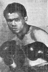 Eduardo Reyes boxer