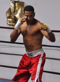 Umberto Savigne boxer