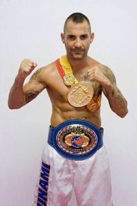 Xavier Urpi boxer