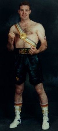 Noel Magee boxer