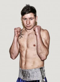 Maxi Hughes boxer