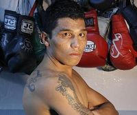 Jorge Lara boxer