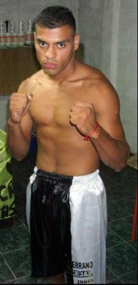 Cristian Javier Medina boxer