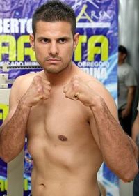 Christian Solorzano boxer