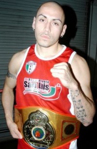 Jose Gonzalez boxer