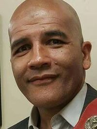 Mauricio Amaral boxer