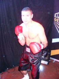 Jose Luis Zajak boxer