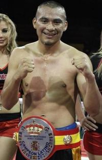 Aaron Herrera boxer