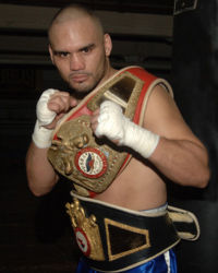 Israel Cardona boxer