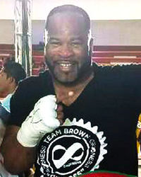 O'Jayland Brown boxer