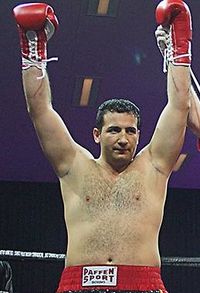 Cesar Uelker boxer