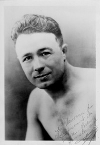Pierre Momont boxer