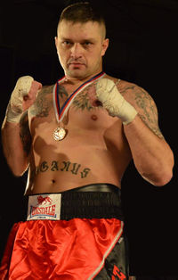 Martin Mraz boxer