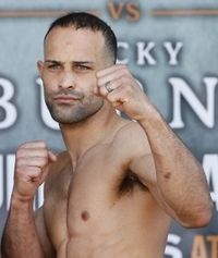 Luis Galarza boxer