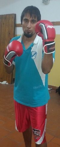 Luis Emanuel Campos Castano boxer