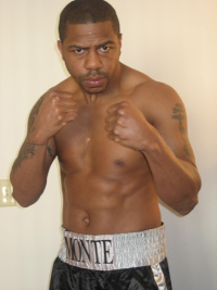 Monte Barrett boxer