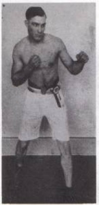 Danny Nunes boxer