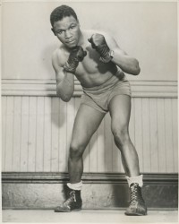 Pee Wee Lewis boxer