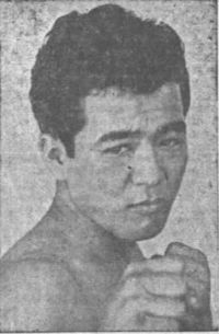 Joho Shiroma boxer