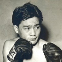 Emil Agustin boxer
