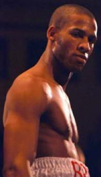 Darren Bruce boxer