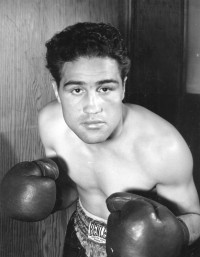 Juan Zurita boxer