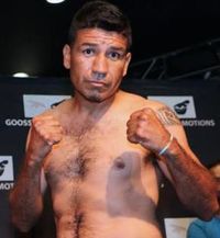 Arturo Urena boxer