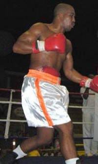 Jose Chiquillo boxer